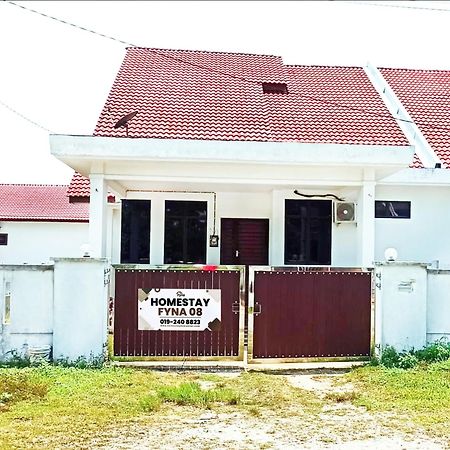 Homestay Kemaman Fyna08 Semi-D, 4 Bedrooms Dekat Pantai Kijal Exterior foto